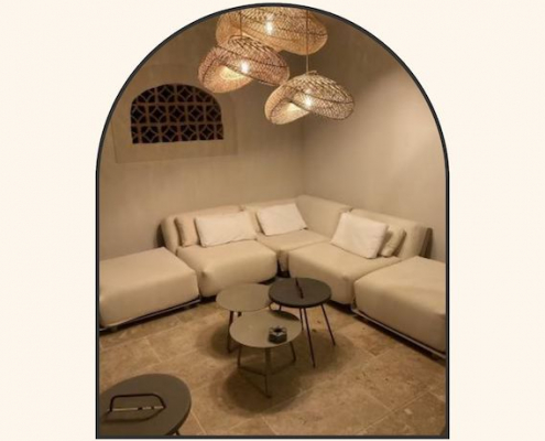 Réfection de fauteuils modernes tous styles, canapés, chaises, banquette de restaurant, table d'examen médical en PACA (13)